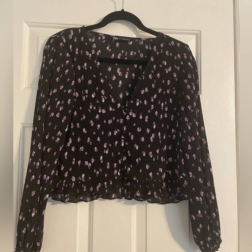 Zara Black & Purple Ruffle Button Top